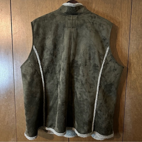 Cotton Ginny Green Vegan Fleece Lined Vest Toggle Closure Size Plus XL NWT - Picture 5 of 10